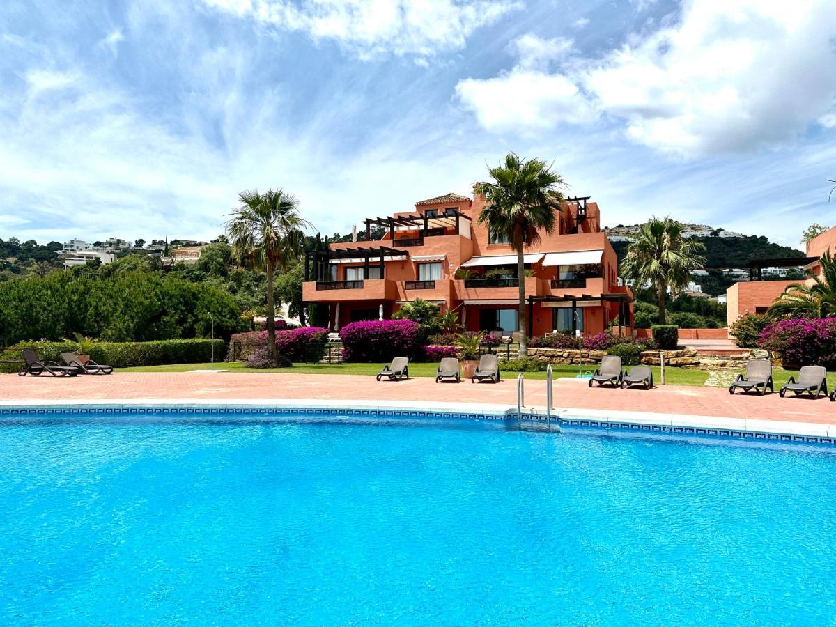 Bright Apartment In The Hills Of Elviria Màlaga Exteriér fotografie